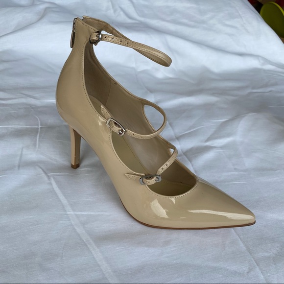 Marc Fisher Shoes - Marc Fisher Nude Pumps, sz 8.5